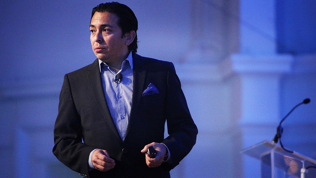 Experience: When Business Meets Design – Brian Solis at the Vision Critical Customer Intelligence Summit